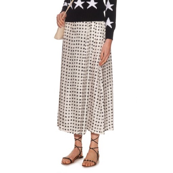 MaxMara Dresses & Skirts - MaxMara Maxi black & white Dakar star silk skirt